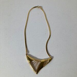 Womens Vintage Trifari Abstract‎ Triangular Wire Necklace Gold Tone 12"